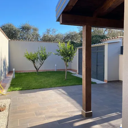 Villino Ancillotto With Garden And Parking Motorcycle Space Ρώμη